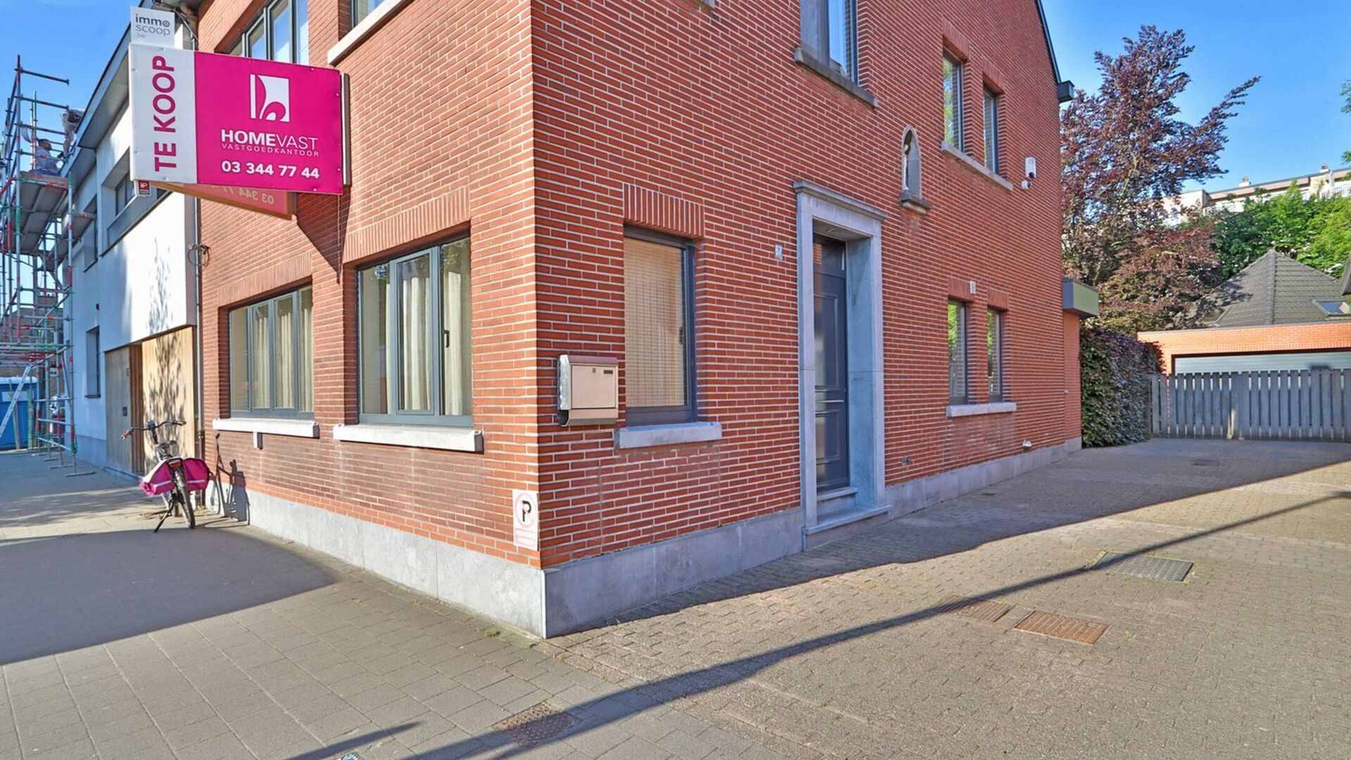 Gebouw voor gemengd gebruik te koop in Beveren