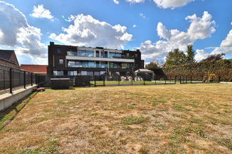 Dakappartement te koop in Vrasene