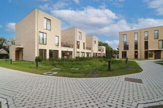 Gelijkvloerse verdieping te koop in Beveren