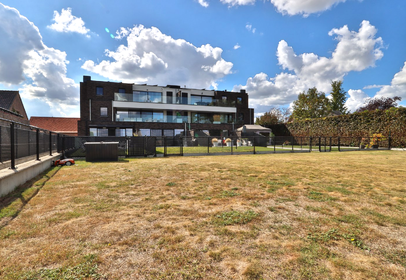 Dakappartement te koop in Vrasene