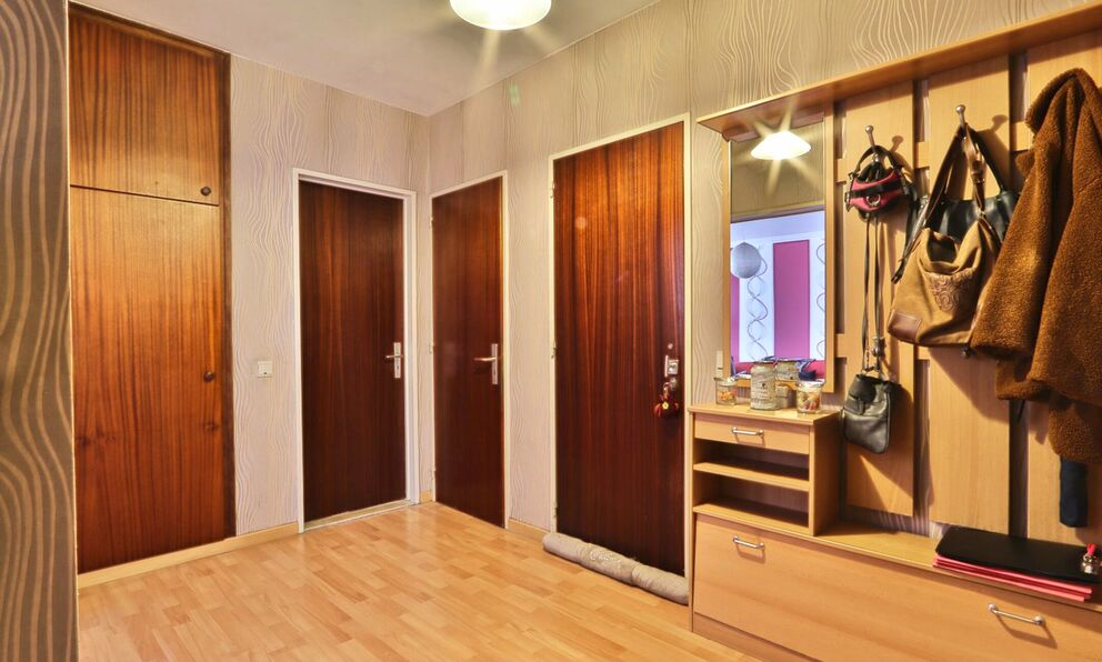 Appartementsgebouw te koop in Beveren