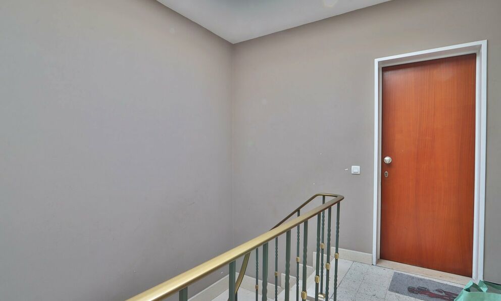 Appartementsgebouw te koop in Beveren