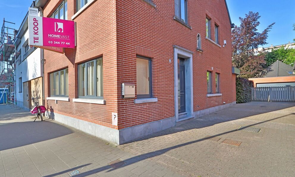 Gebouw voor gemengd gebruik te koop in Beveren