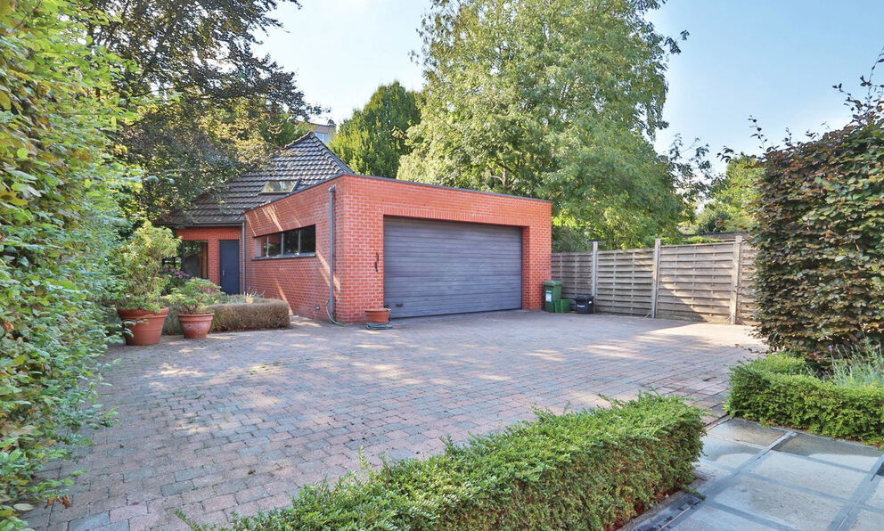 Gebouw voor gemengd gebruik te koop in Beveren