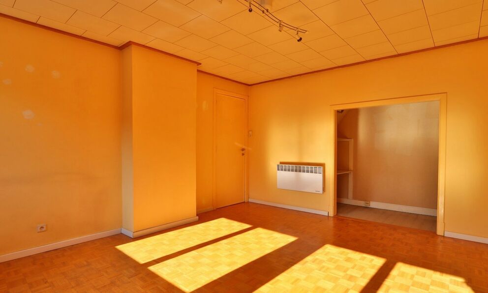 Gebouw voor gemengd gebruik te koop in Beveren