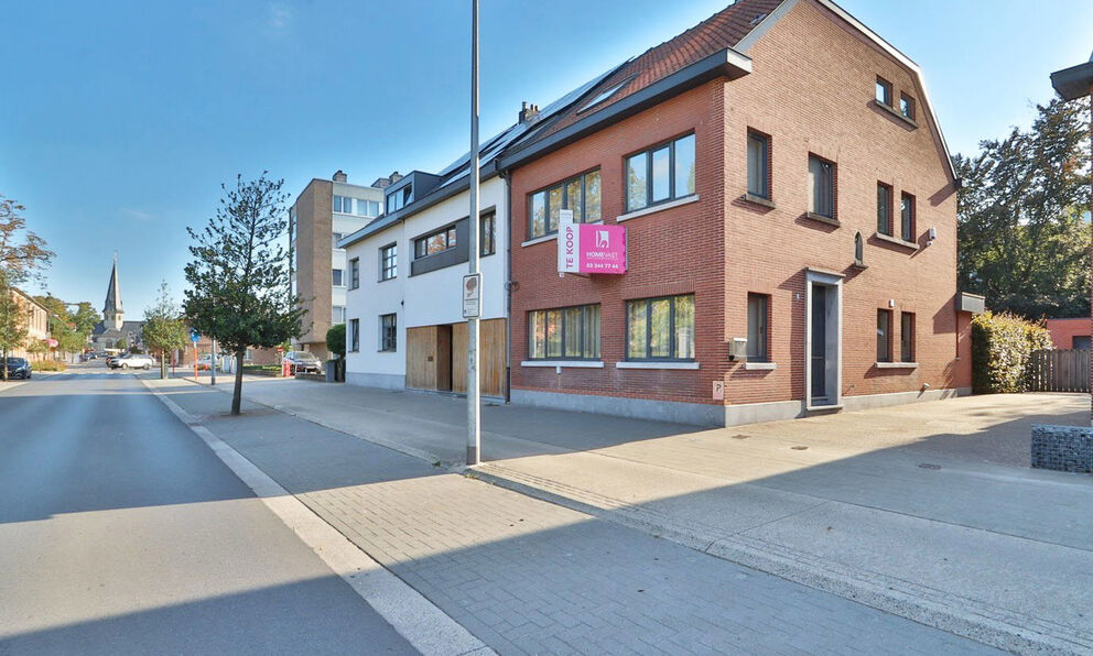 Gebouw voor gemengd gebruik te koop in Beveren
