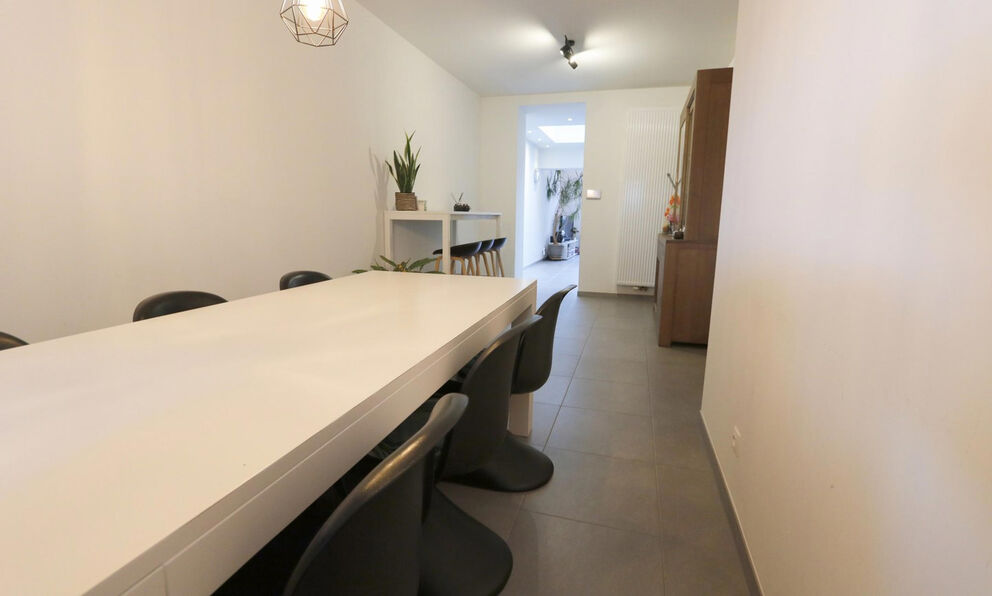 3746002347000005550/3171269