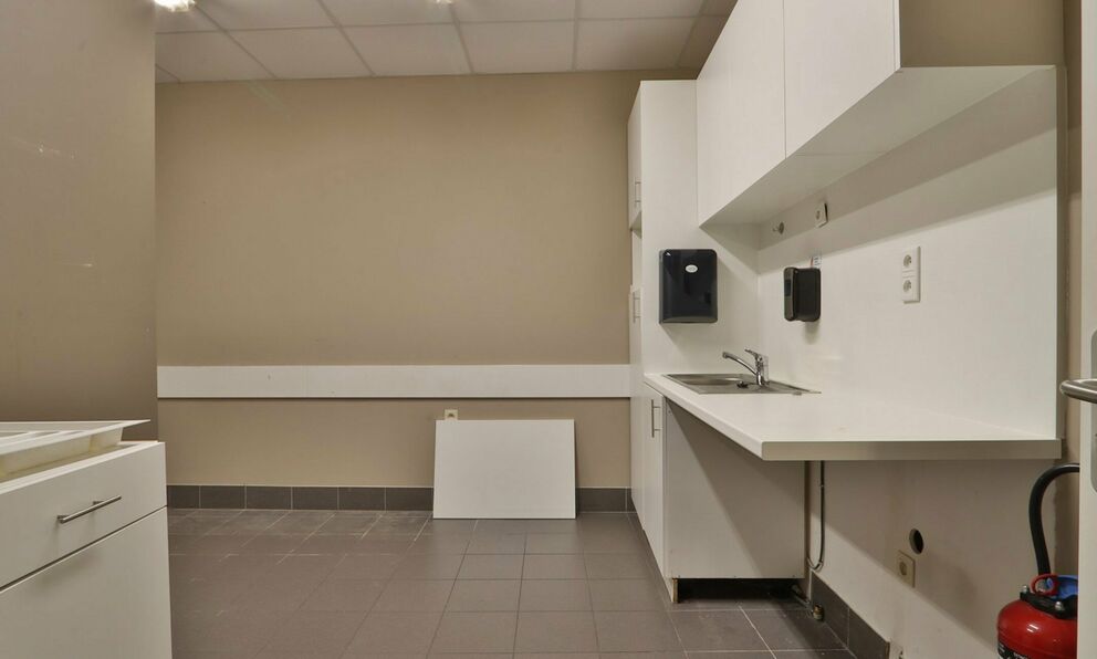 Individuele handelszaak te huur in Beveren-Kruibeke-Zwijndrecht